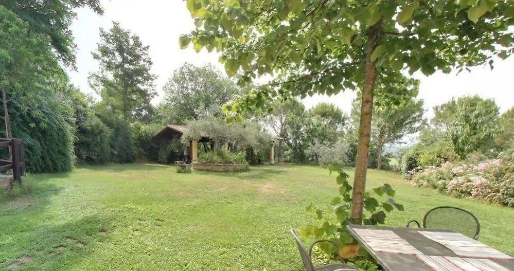 Alloggio per agriturismo Villa La Collina dei Ciliegi Brufa Italia